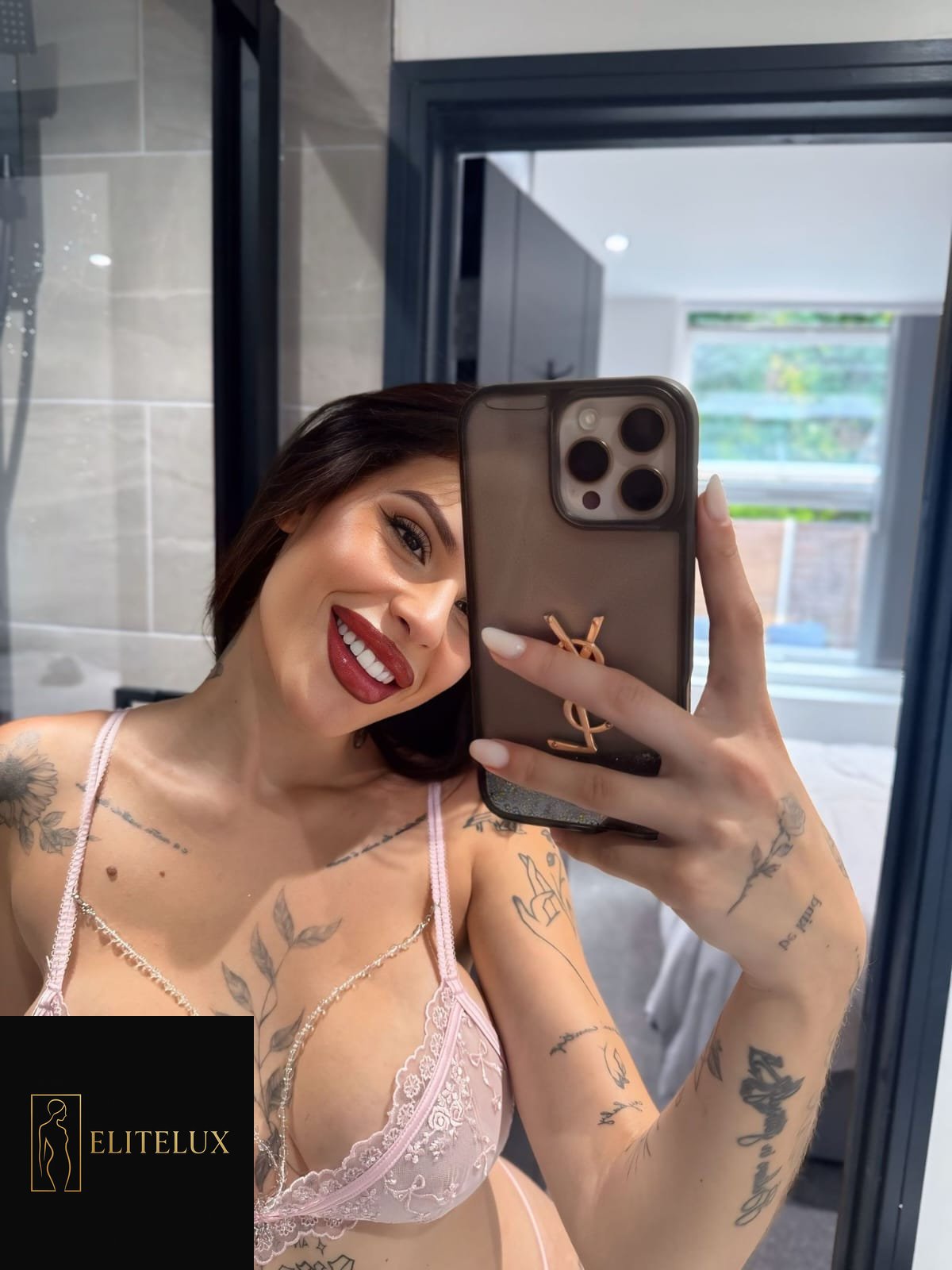Galeria de Chloe James, acompanhante de luxo em Lisboa